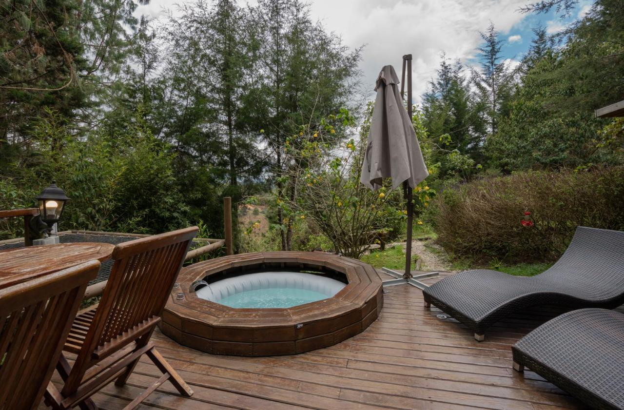 Отель Bubblesky Glamping 40 Min From Medellin Эль-Ретиро Экстерьер фото