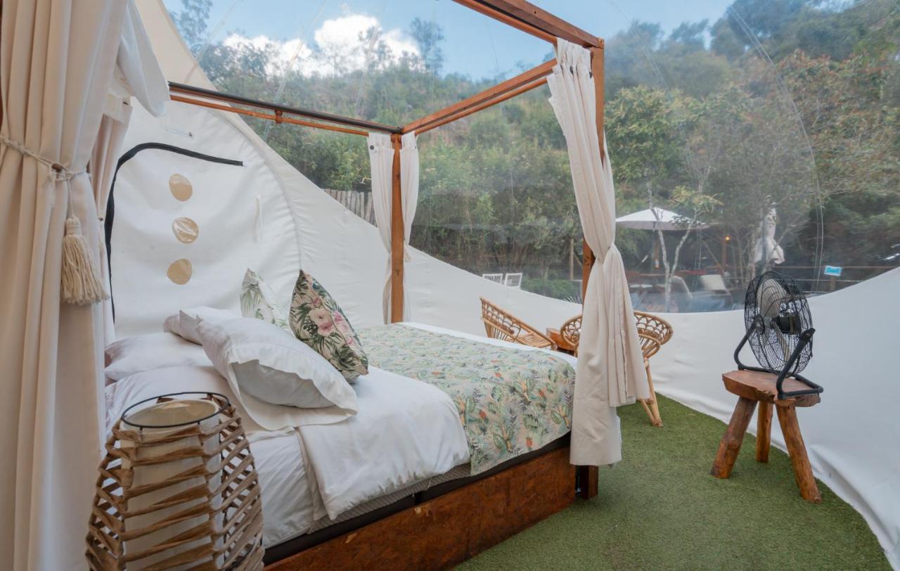 Отель Bubblesky Glamping 40 Min From Medellin Эль-Ретиро Экстерьер фото