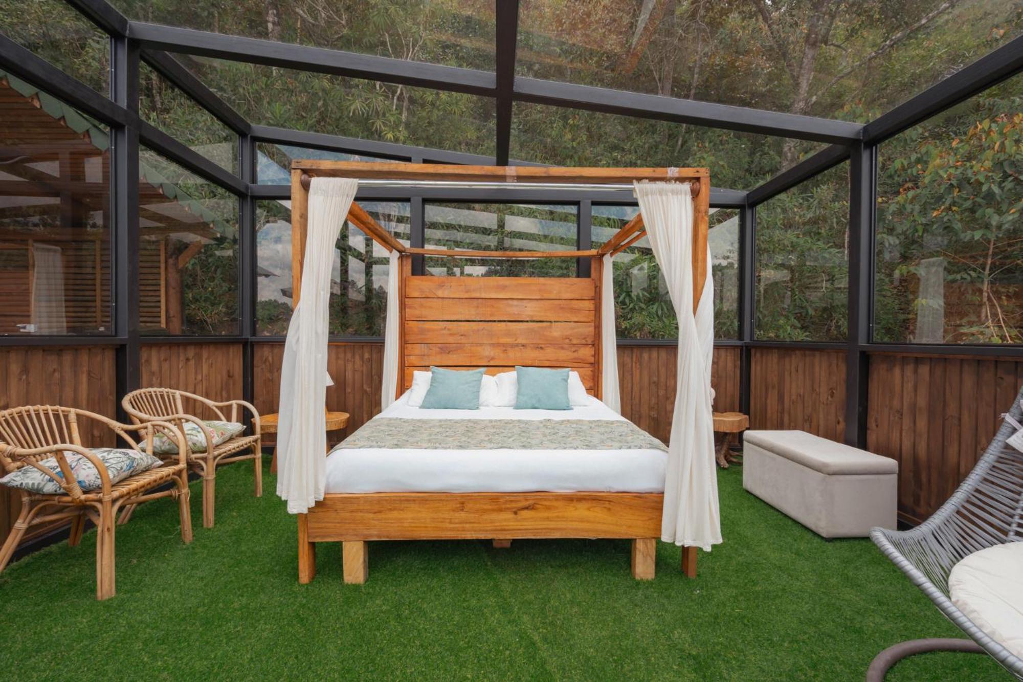 Отель Bubblesky Glamping 40 Min From Medellin Эль-Ретиро Экстерьер фото
