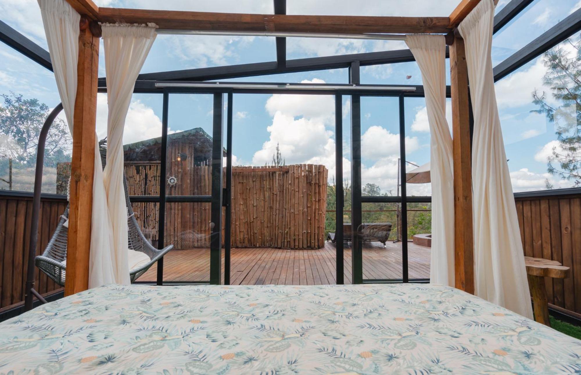 Отель Bubblesky Glamping 40 Min From Medellin Эль-Ретиро Экстерьер фото