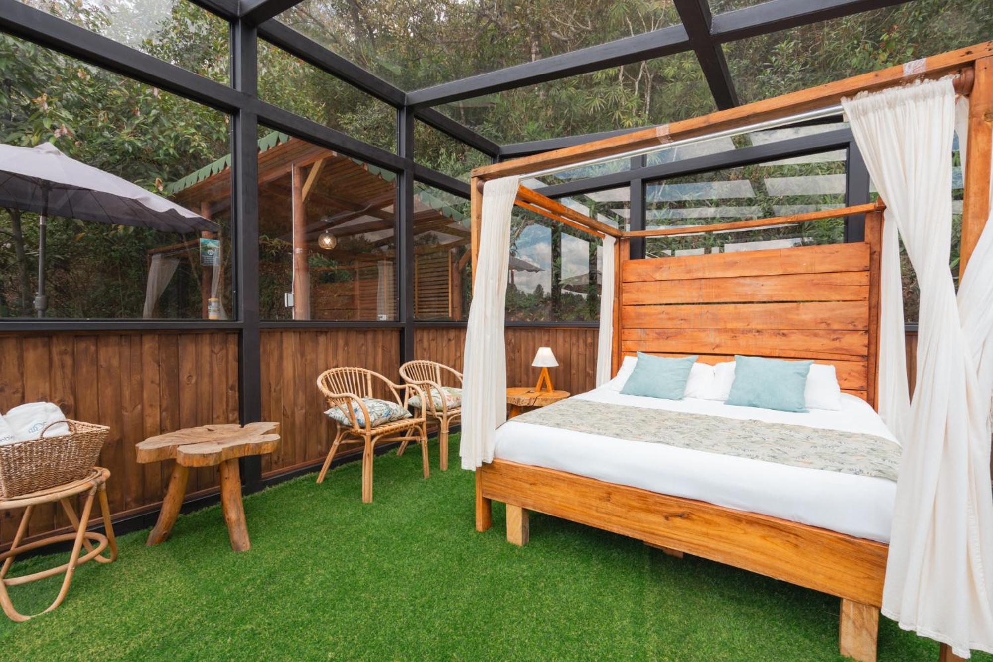 Отель Bubblesky Glamping 40 Min From Medellin Эль-Ретиро Экстерьер фото