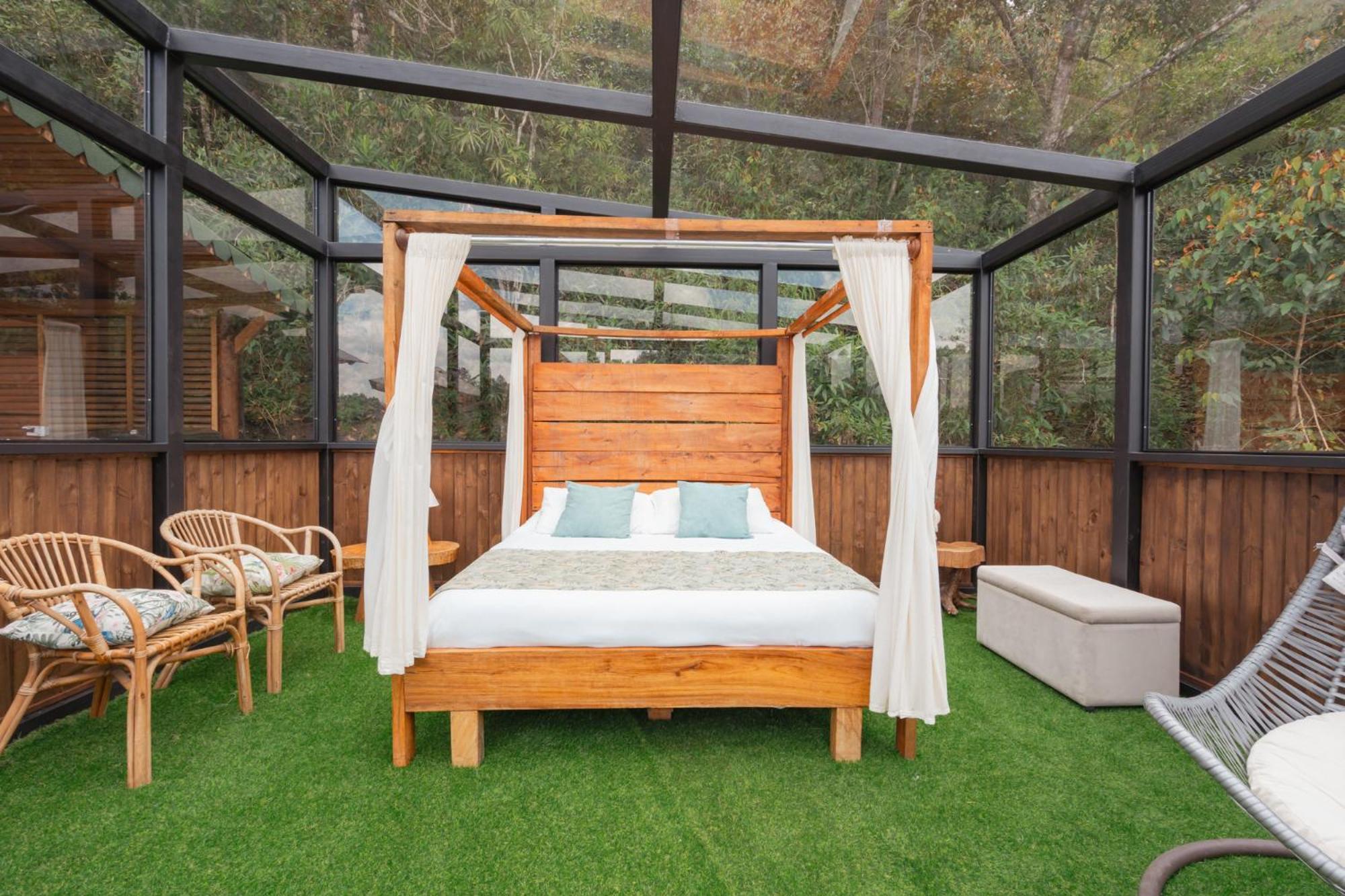 Отель Bubblesky Glamping 40 Min From Medellin Эль-Ретиро Экстерьер фото