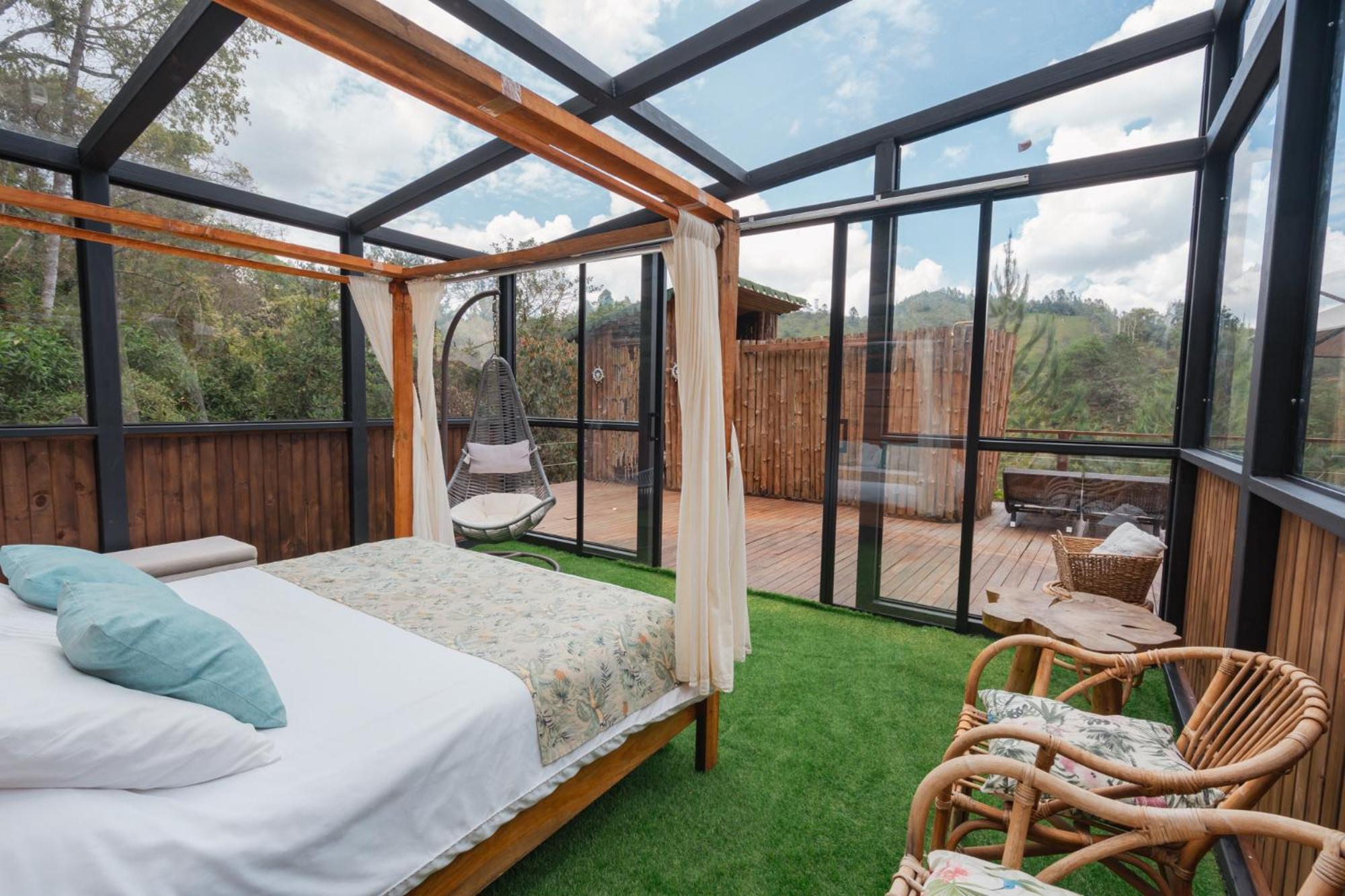 Отель Bubblesky Glamping 40 Min From Medellin Эль-Ретиро Экстерьер фото